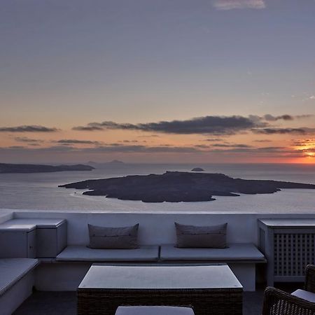 Villa Dakoronia Фира Екстериор снимка
